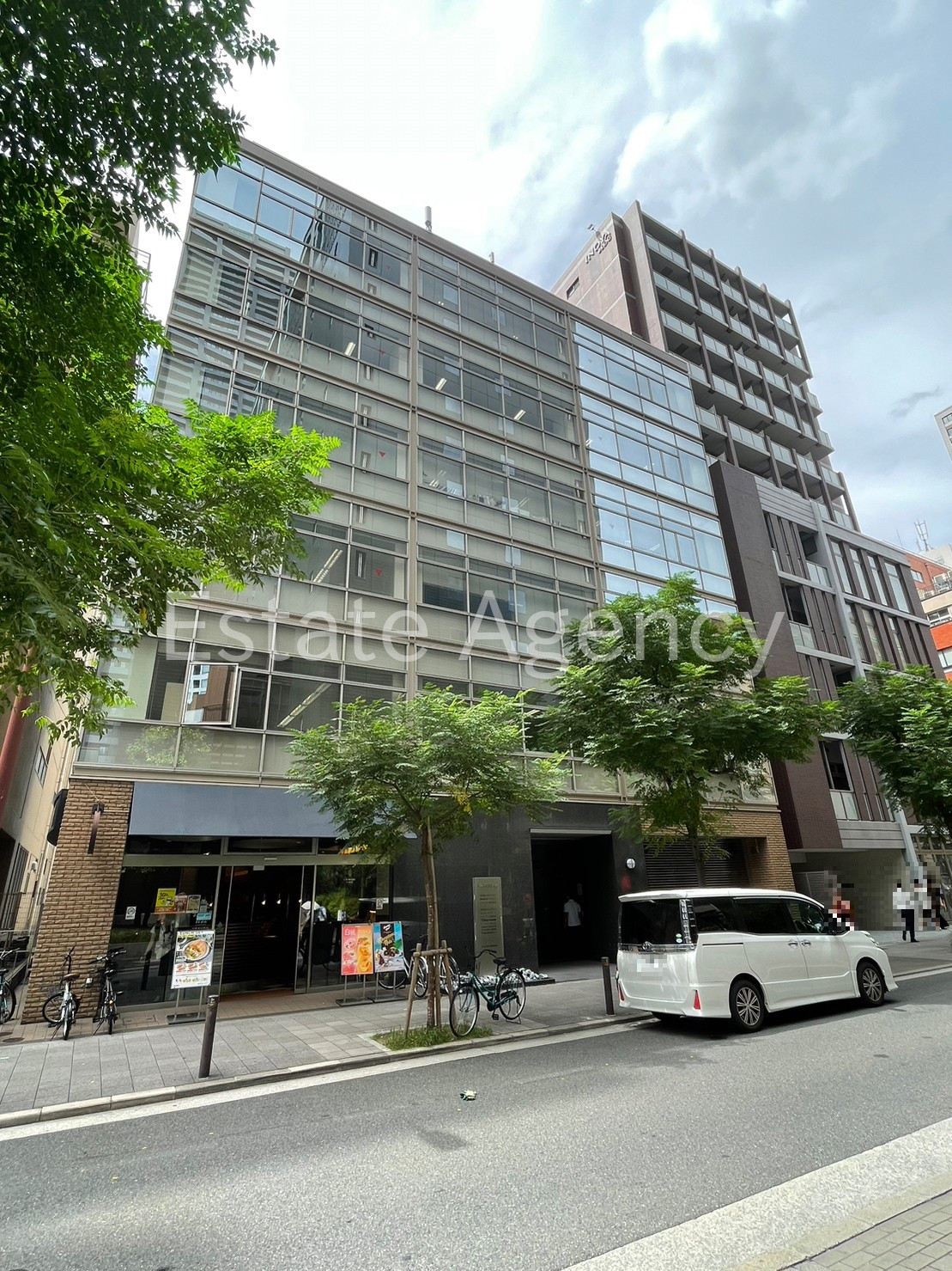 モレスコ本町 外観