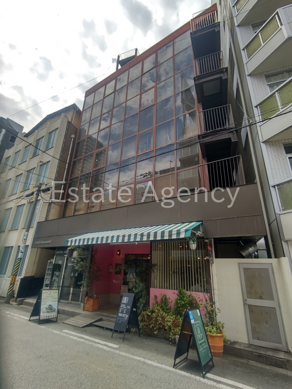 ＰＡＸ本町 外観