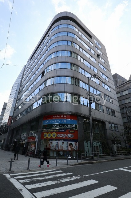 カーニープレイス本町 外観