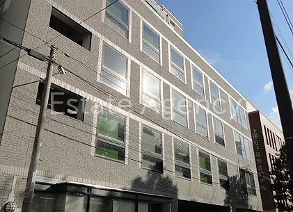 八木 外観