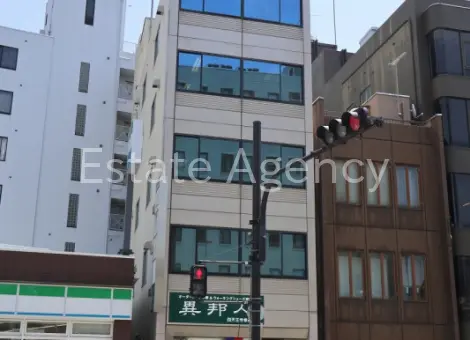 ＲＥ－ＦＬＡＧＳ 外観
