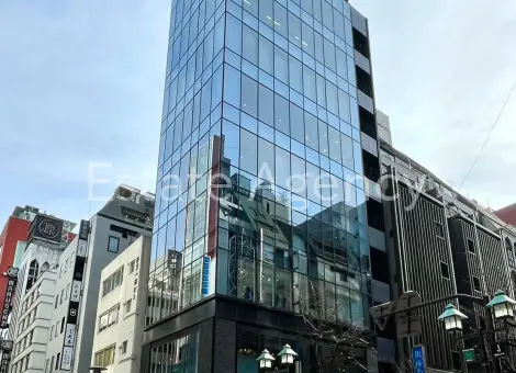 河北新報 外観