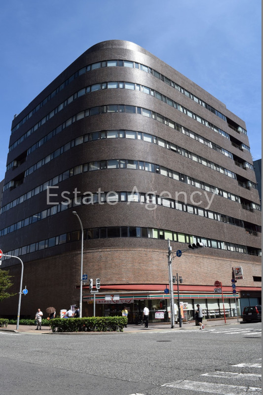 ワールド三宮 外観