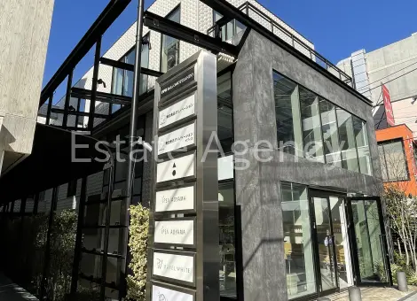 ＦＰＧ ｌｉｎｋｓ ＯＭＯＴＥＳＡＮＤＯ 外観