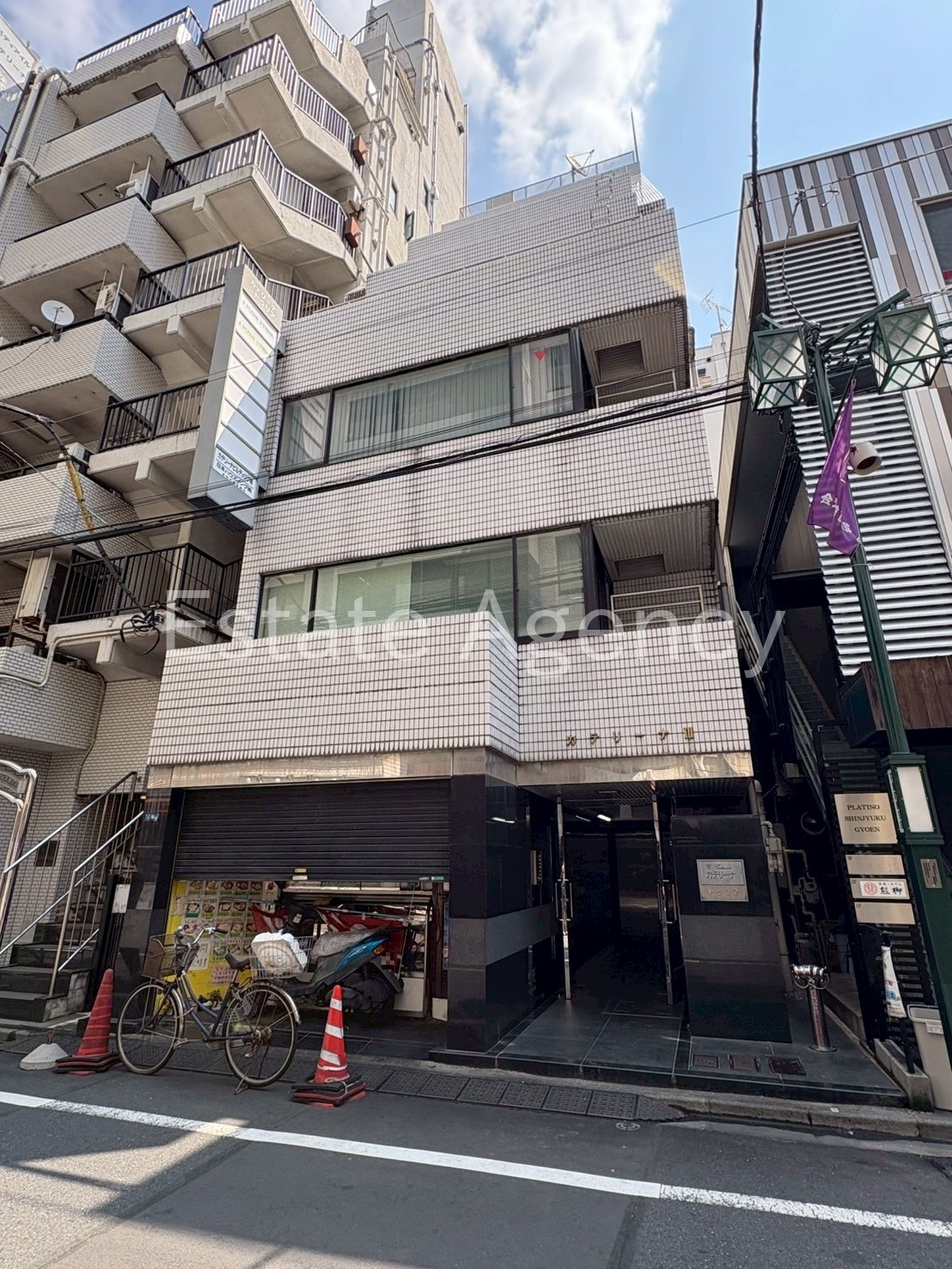 カテリーナトゥリア 外観