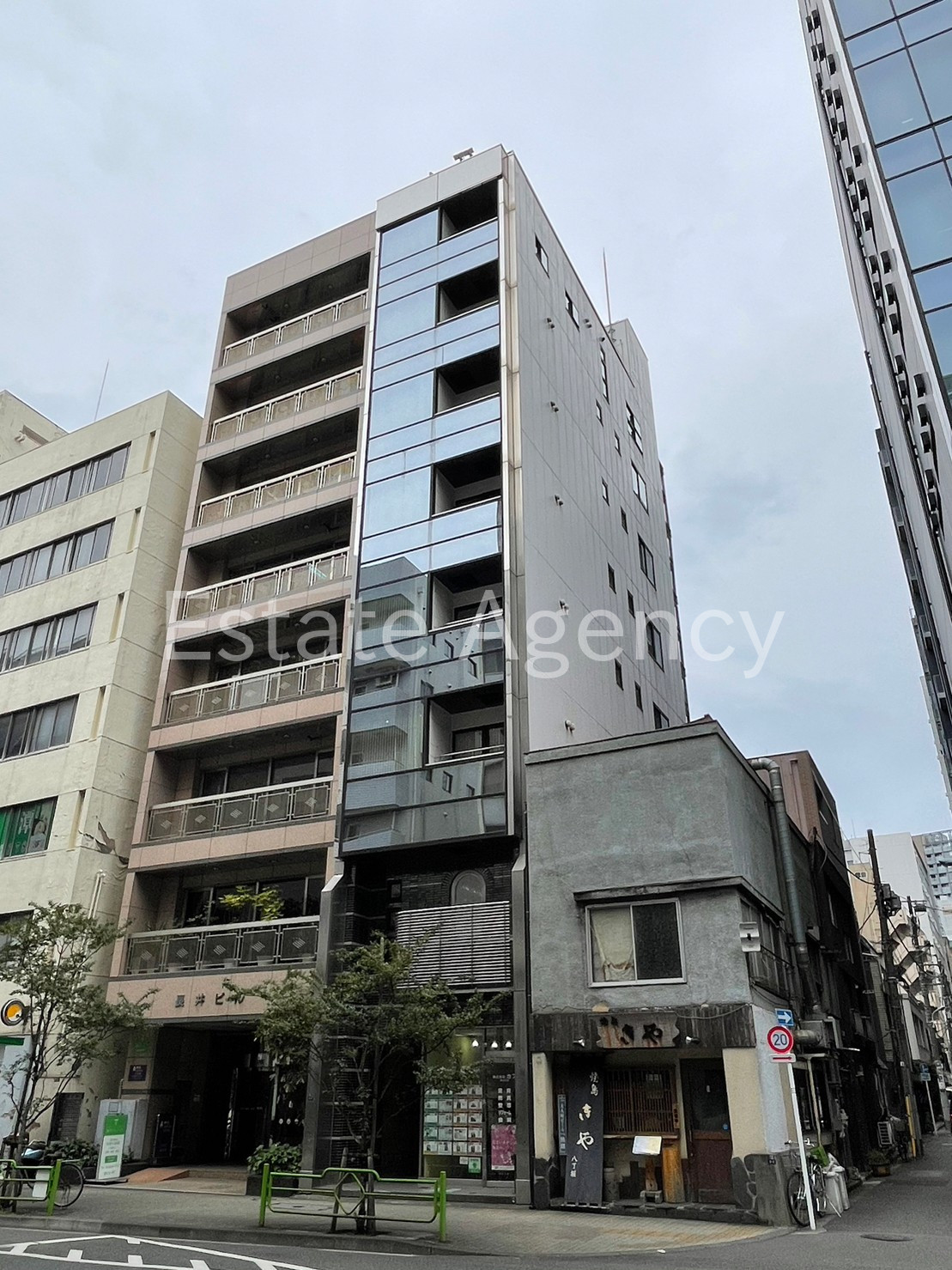 八重洲レザン 外観