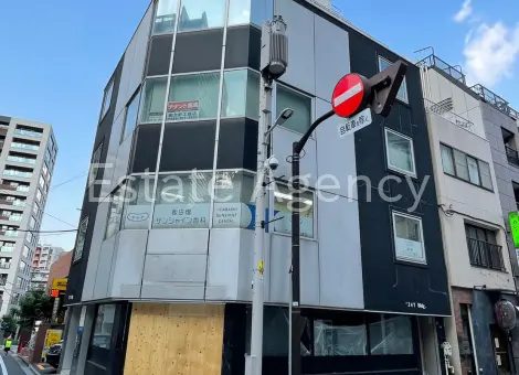 ２４７ 外観