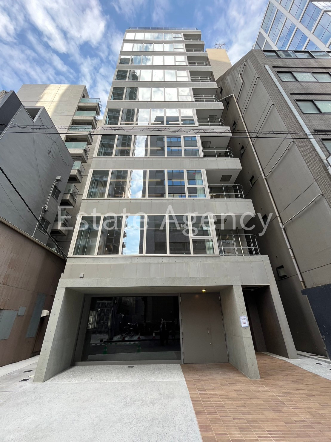 イエント本町 外観