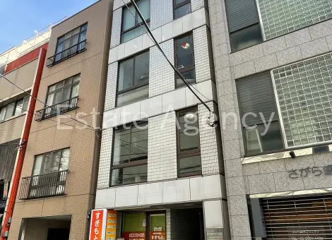 小出 外観