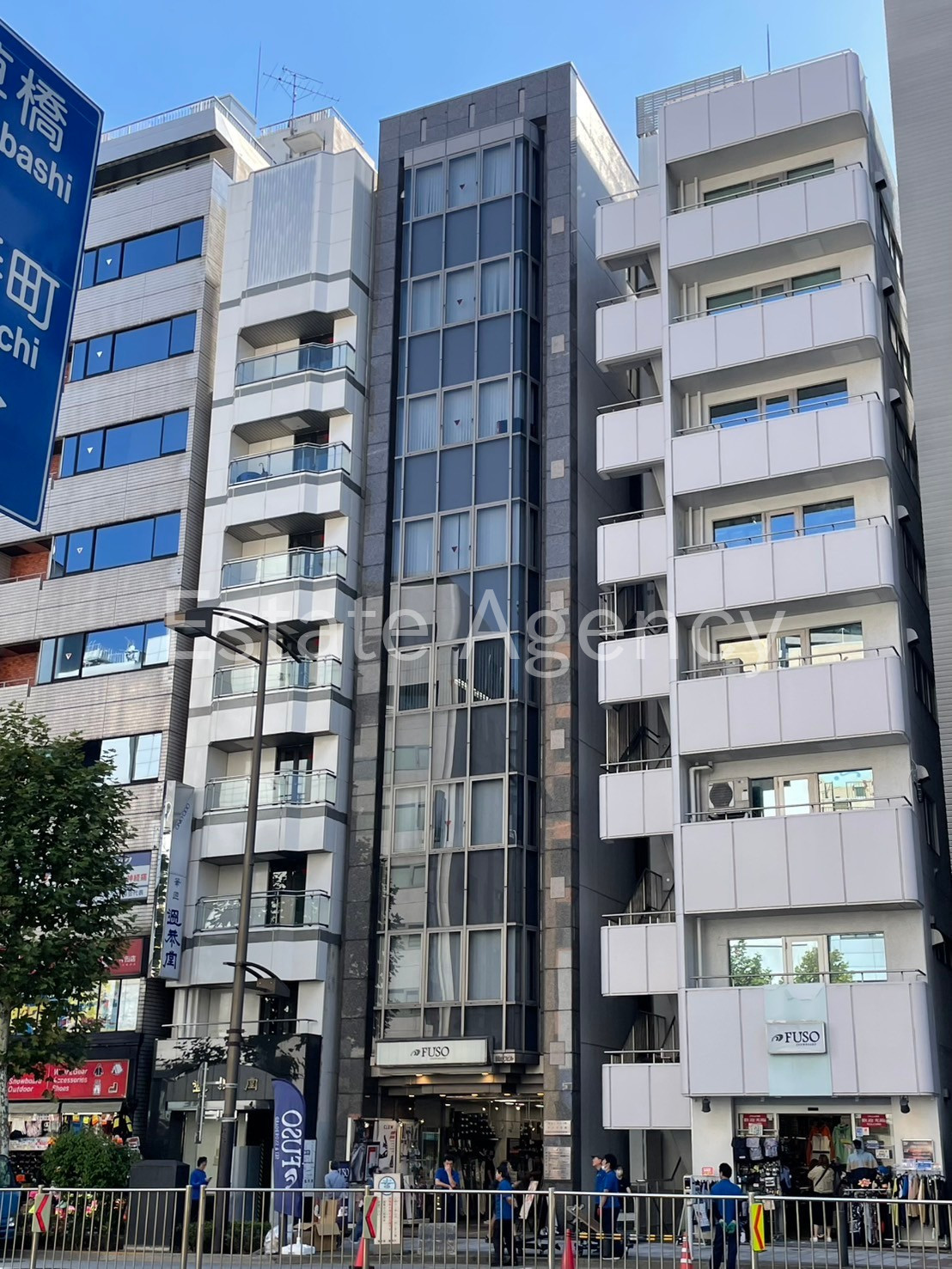 Ｍ＆Ｃ 外観