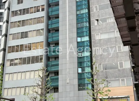西新宿小出 外観