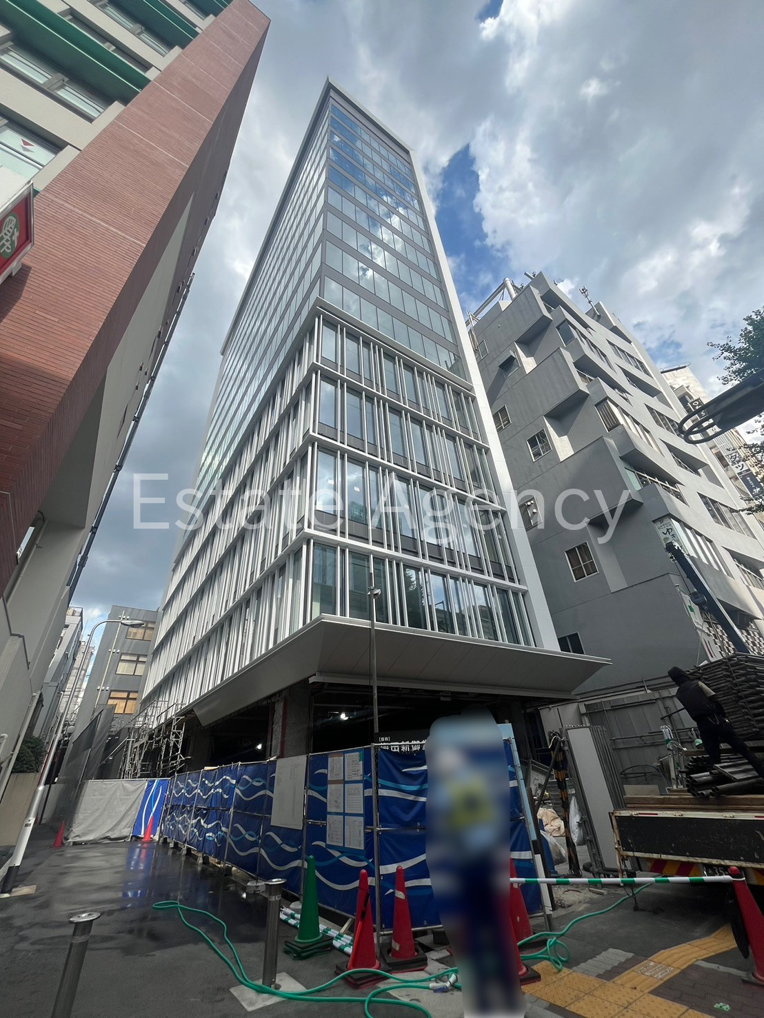 ＵＭＥＤＡ　ＥＡＳＴ　ＣＲＯＳＳ 外観