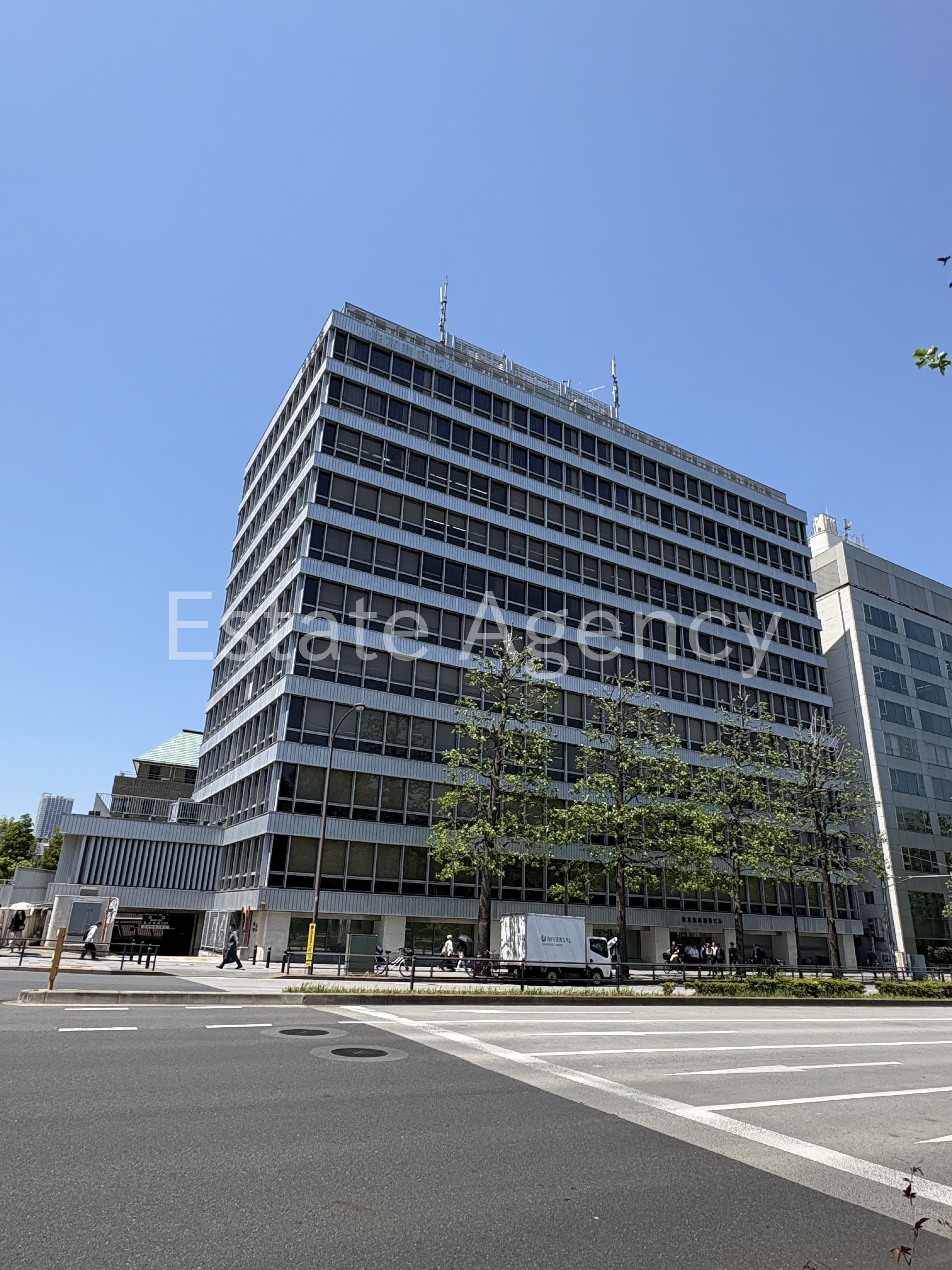 住友生命四谷 外観