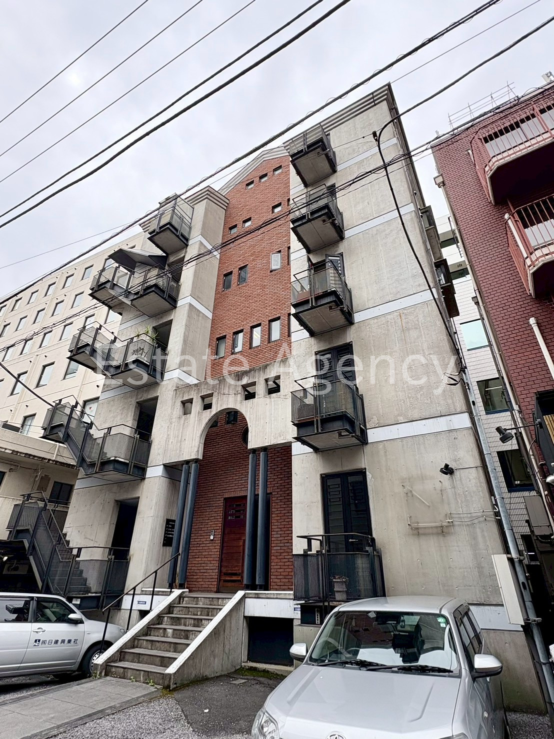 新宿中興 外観