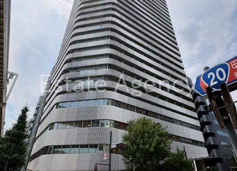 ＦＲＯＮＴＩＥＲ　ＳＨＩＮＪＵＫＵ　ＴＯＷＥＲ　ＯＦＦＩＣＥ 外観