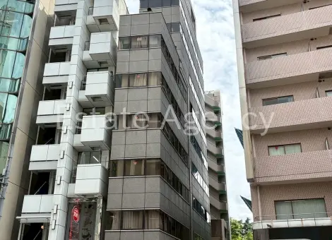 新宿フロント 外観