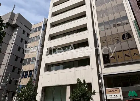 クロスオフィス新宿 外観