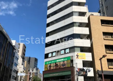東英九段 外観