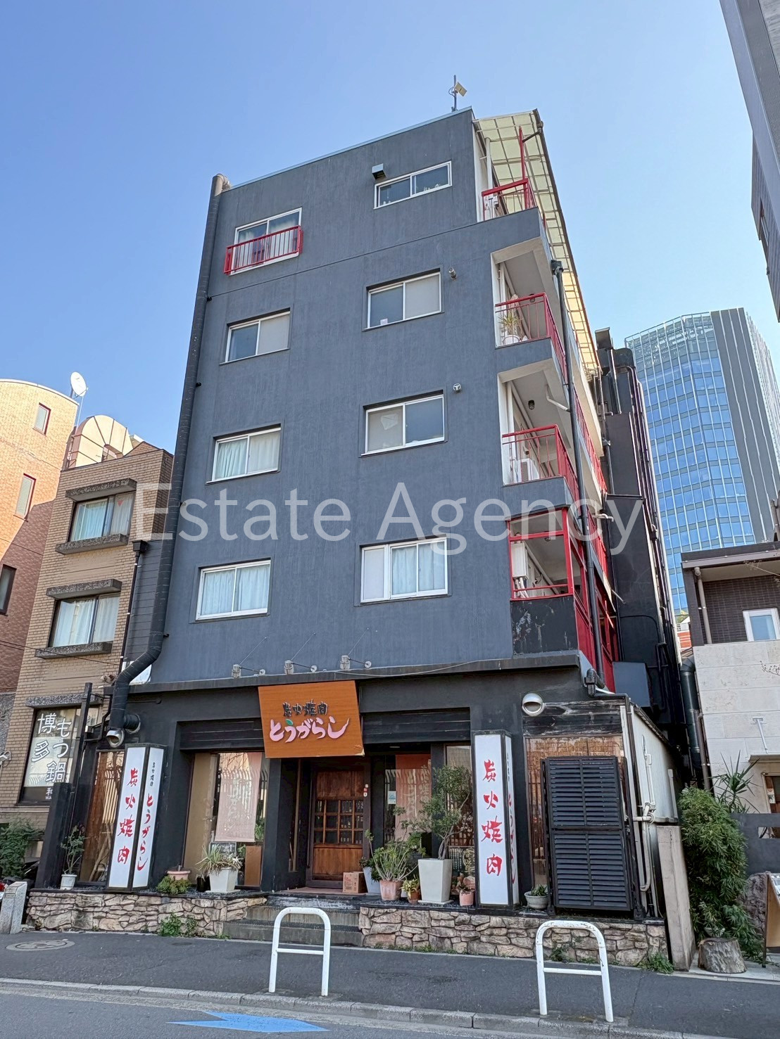 霞町・五番館 外観