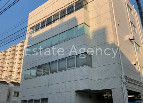 フジイ 外観