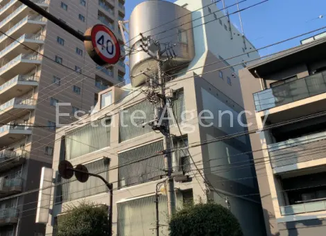 ラーズ 外観