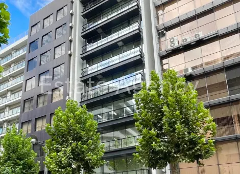 ナリコマＨＤ新宿 外観