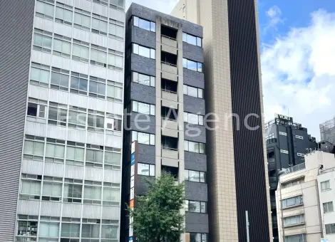 新橋ユタカ 外観