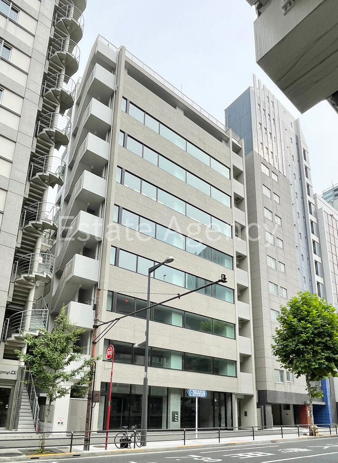 六本木三幸 外観