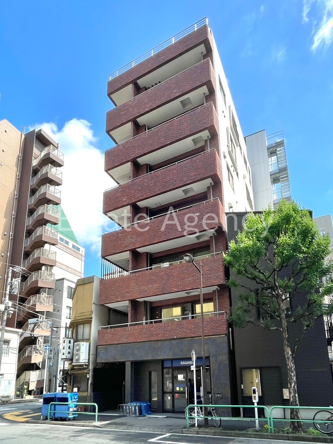 ＩＬＬＵＭＩＲＩＳＥ神保町 外観