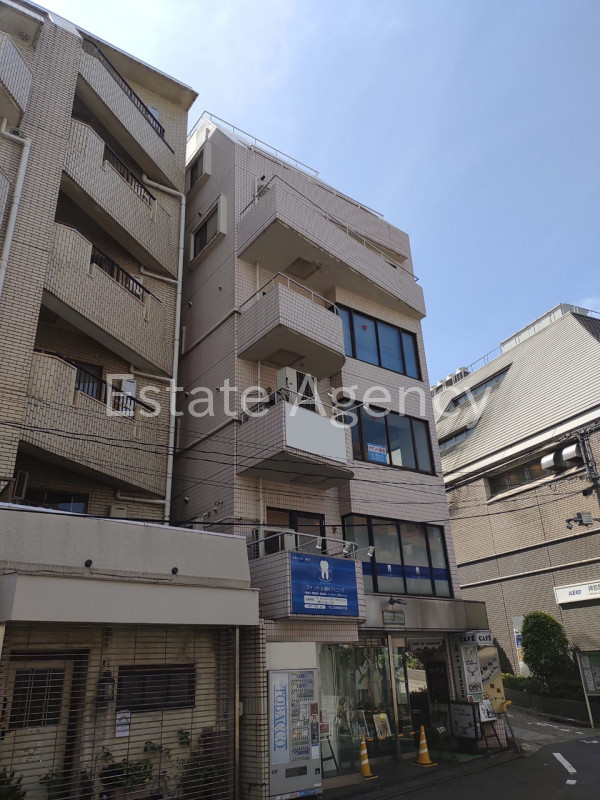 ラ・フォンテーヌ 外観